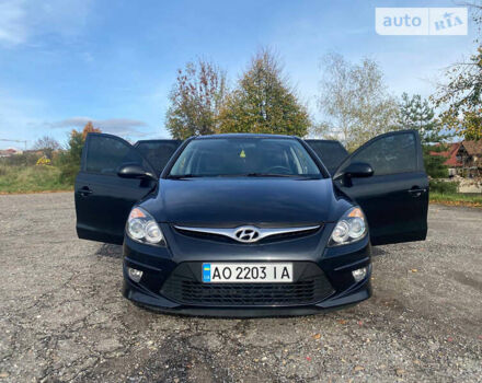 Хендай i30, об'ємом двигуна 1.6 л та пробігом 270 тис. км за 7500 $, фото 7 на Automoto.ua