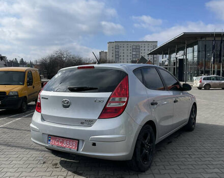 Хендай i30, об'ємом двигуна 1.6 л та пробігом 229 тис. км за 5700 $, фото 1 на Automoto.ua