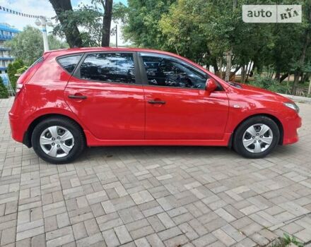 Хендай i30, объемом двигателя 1.6 л и пробегом 185 тыс. км за 8200 $, фото 3 на Automoto.ua