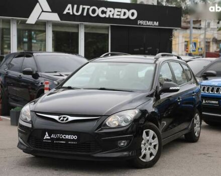 Хендай i30, объемом двигателя 1.6 л и пробегом 177 тыс. км за 8700 $, фото 2 на Automoto.ua