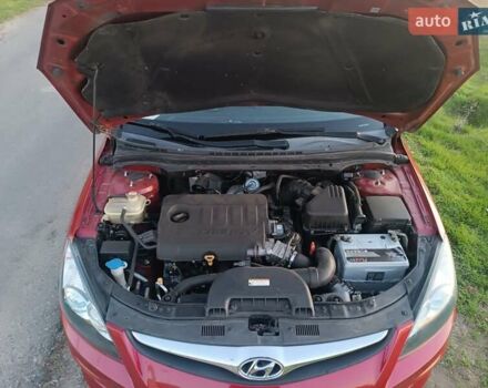 Хендай i30 2011 в Одессе на Automoto.ua Хендай i30, объемом двигателя 0 л и пробегом 99 тыс. км за 8000 $, фото 4 на Automoto.ua