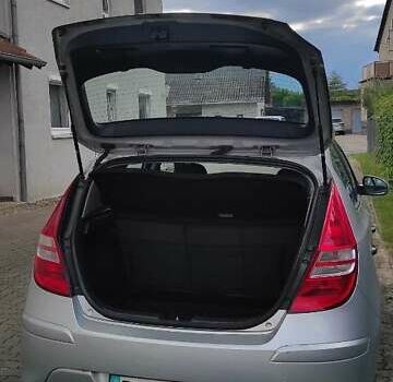 Хендай i30, объемом двигателя 1.6 л и пробегом 240 тыс. км за 6200 $, фото 9 на Automoto.ua