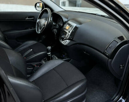 Хендай i30, объемом двигателя 0 л и пробегом 235 тыс. км за 6800 $, фото 26 на Automoto.ua