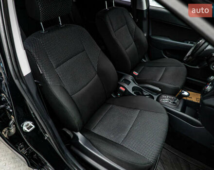 Хендай i30, объемом двигателя 1.6 л и пробегом 129 тыс. км за 9021 $, фото 15 на Automoto.ua