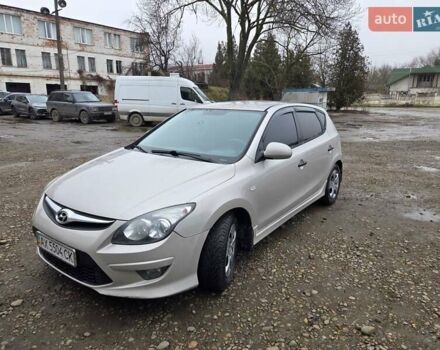 Хендай i30, объемом двигателя 1.6 л и пробегом 225 тыс. км за 5500 $, фото 4 на Automoto.ua