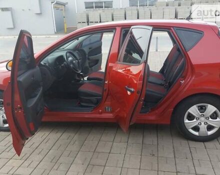 Хендай i30, об'ємом двигуна 1.58 л та пробігом 154 тис. км за 8500 $, фото 15 на Automoto.ua