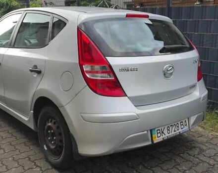 Хендай i30, объемом двигателя 1.6 л и пробегом 240 тыс. км за 6200 $, фото 7 на Automoto.ua