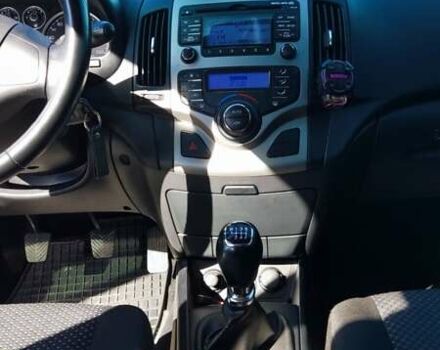 Хендай i30, объемом двигателя 1.6 л и пробегом 260 тыс. км за 7000 $, фото 11 на Automoto.ua
