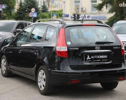 Хендай i30, объемом двигателя 1.6 л и пробегом 177 тыс. км за 8700 $, фото 3 на Automoto.ua