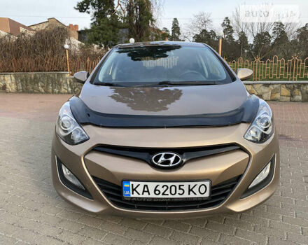 Хендай i30, объемом двигателя 1.6 л и пробегом 109 тыс. км за 9850 $, фото 2 на Automoto.ua