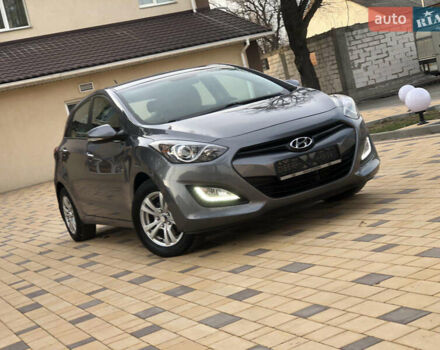 Хендай i30, объемом двигателя 1.58 л и пробегом 175 тыс. км за 8900 $, фото 5 на Automoto.ua