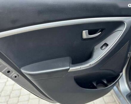 Хендай i30, об'ємом двигуна 1.6 л та пробігом 153 тис. км за 9300 $, фото 12 на Automoto.ua