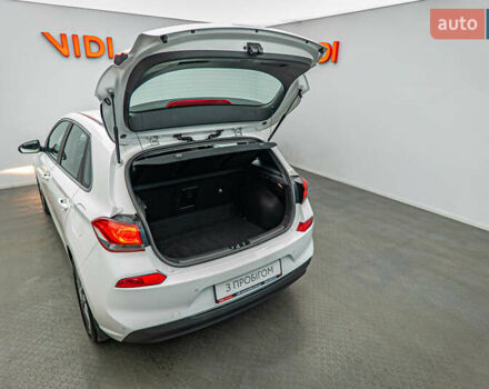 Хендай i30, объемом двигателя 1.6 л и пробегом 71 тыс. км за 16840 $, фото 5 на Automoto.ua