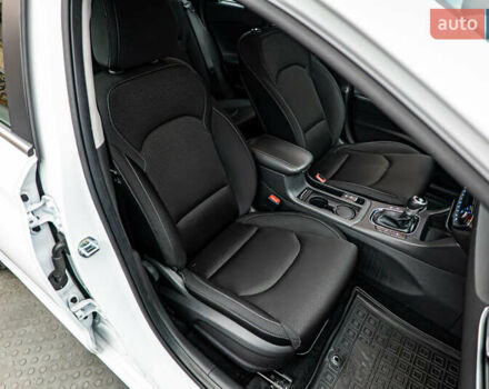 Хендай i30, объемом двигателя 1.6 л и пробегом 71 тыс. км за 16840 $, фото 19 на Automoto.ua