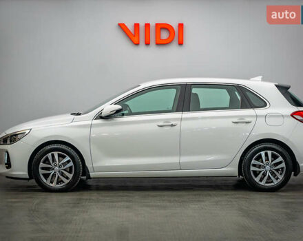 Хендай i30, объемом двигателя 1.6 л и пробегом 71 тыс. км за 16840 $, фото 2 на Automoto.ua