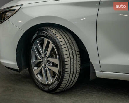 Хендай i30, объемом двигателя 1.6 л и пробегом 71 тыс. км за 16840 $, фото 7 на Automoto.ua