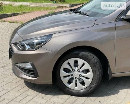 Хендай i30, об'ємом двигуна 1.5 л та пробігом 32 тис. км за 17790 $, фото 8 на Automoto.ua