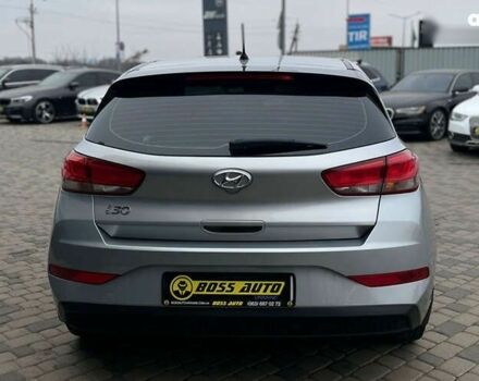 Хендай i30, объемом двигателя 1.5 л и пробегом 48 тыс. км за 14000 $, фото 5 на Automoto.ua