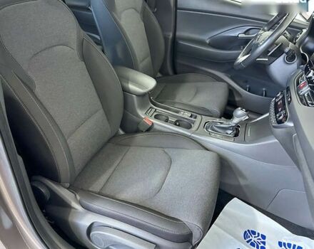 Хендай i30, об'ємом двигуна 1.6 л та пробігом 173 тис. км за 16650 $, фото 8 на Automoto.ua