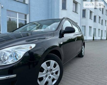 Хендай i30, об'ємом двигуна 1.58 л та пробігом 229 тис. км за 5900 $, фото 7 на Automoto.ua