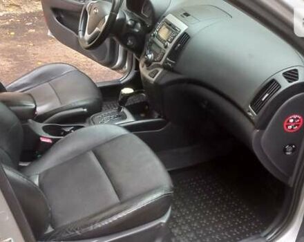 Хендай i30, объемом двигателя 1.58 л и пробегом 280 тыс. км за 6000 $, фото 16 на Automoto.ua