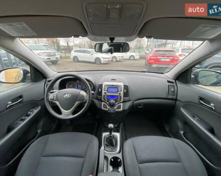 Хендай i30, объемом двигателя 1.6 л и пробегом 180 тыс. км за 6999 $, фото 10 на Automoto.ua