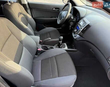Хендай i30, объемом двигателя 1.4 л и пробегом 189 тыс. км за 7500 $, фото 24 на Automoto.ua