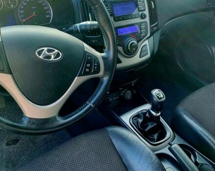Хендай i30, объемом двигателя 1.6 л и пробегом 116 тыс. км за 7500 $, фото 8 на Automoto.ua