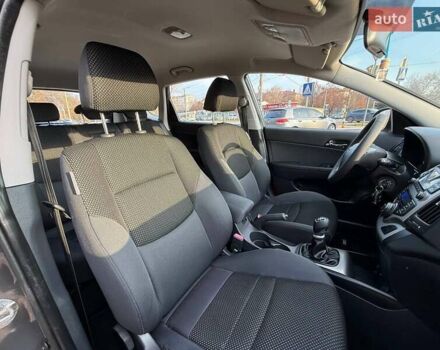 Хендай i30, объемом двигателя 1.4 л и пробегом 189 тыс. км за 7500 $, фото 22 на Automoto.ua