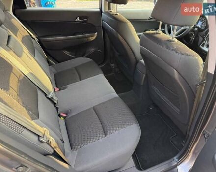 Хендай i30, объемом двигателя 1.4 л и пробегом 189 тыс. км за 7500 $, фото 26 на Automoto.ua