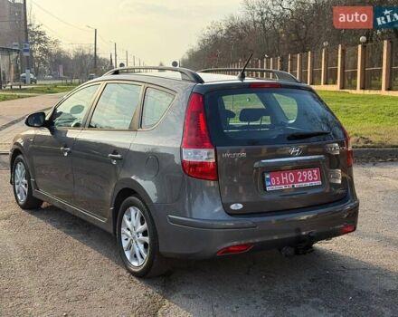 Хендай i30, объемом двигателя 1.4 л и пробегом 189 тыс. км за 7500 $, фото 2 на Automoto.ua