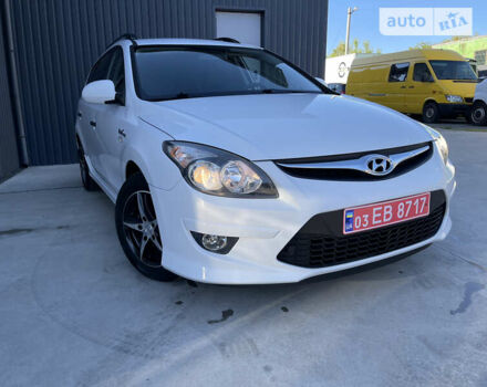 Хендай i30, объемом двигателя 1.4 л и пробегом 188 тыс. км за 6700 $, фото 31 на Automoto.ua