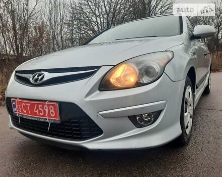 Хендай i30, об'ємом двигуна 1.4 л та пробігом 191 тис. км за 7300 $, фото 21 на Automoto.ua