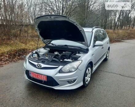 Хендай i30, объемом двигателя 1.4 л и пробегом 191 тыс. км за 7300 $, фото 108 на Automoto.ua