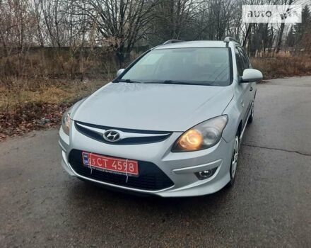 Хендай i30, объемом двигателя 1.4 л и пробегом 191 тыс. км за 7300 $, фото 5 на Automoto.ua