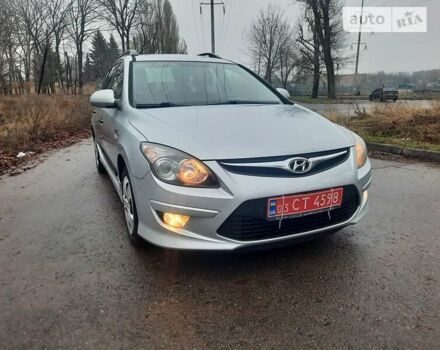 Хендай i30, объемом двигателя 1.4 л и пробегом 191 тыс. км за 7300 $, фото 25 на Automoto.ua