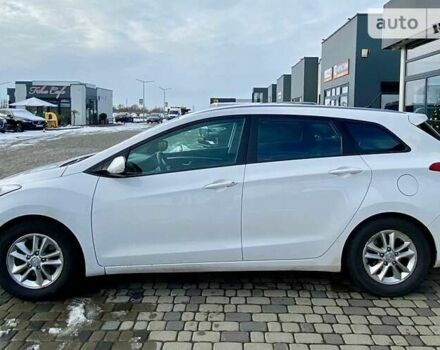 Хендай i30, об'ємом двигуна 1.6 л та пробігом 219 тис. км за 9800 $, фото 3 на Automoto.ua