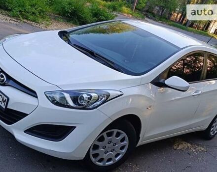 Хендай i30, об'ємом двигуна 1.4 л та пробігом 128 тис. км за 9500 $, фото 2 на Automoto.ua