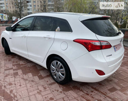 Хендай i30, объемом двигателя 1.6 л и пробегом 225 тыс. км за 9200 $, фото 35 на Automoto.ua