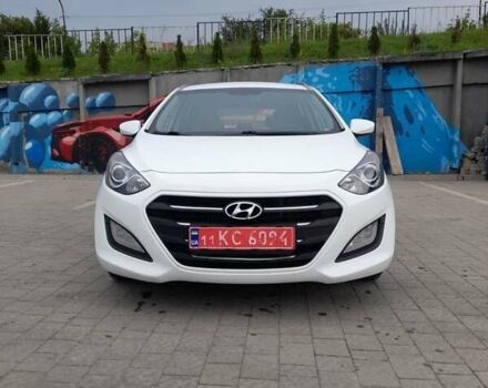 Хендай i30, объемом двигателя 1.6 л и пробегом 181 тыс. км за 9250 $, фото 4 на Automoto.ua