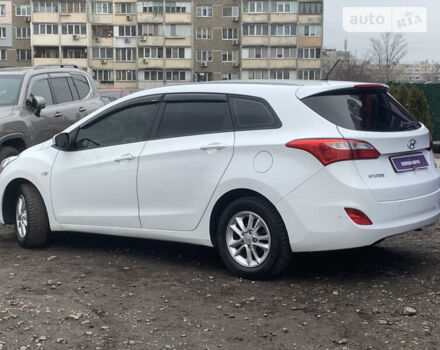 Хендай i30, об'ємом двигуна 1.6 л та пробігом 237 тис. км за 9600 $, фото 8 на Automoto.ua