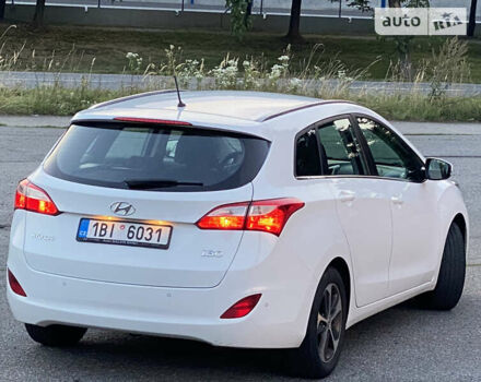 Хендай i30, об'ємом двигуна 1.6 л та пробігом 120 тис. км за 14300 $, фото 5 на Automoto.ua