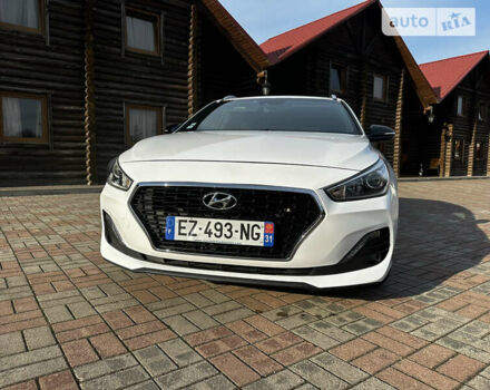 Хендай i30, об'ємом двигуна 1.59 л та пробігом 180 тис. км за 13600 $, фото 22 на Automoto.ua