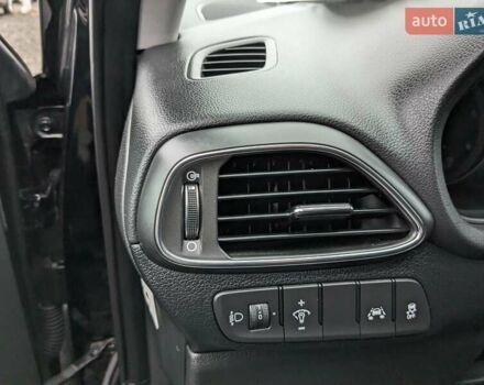 Хендай i30, объемом двигателя 1.58 л и пробегом 231 тыс. км за 11750 $, фото 23 на Automoto.ua
