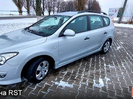 Хендай i30, объемом двигателя 1.4 л и пробегом 168 тыс. км за 6500 $, фото 1 на Automoto.ua