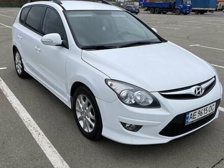 Хендай i30 2011 в Кривом Роге на Automoto.ua Хендай i30, объемом двигателя 1.6 л и пробегом 235 тыс. км за 6000 $, фото 1 на Automoto.ua
