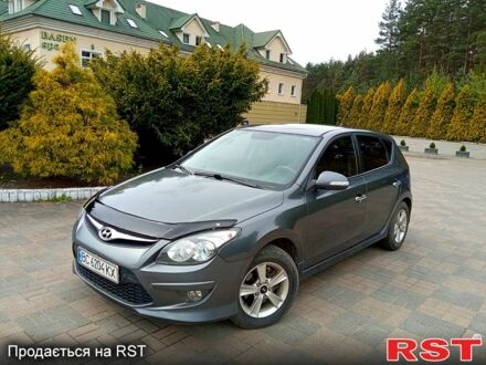 Хендай i30, объемом двигателя 1.6 л и пробегом 259 тыс. км за 5600 $, фото 1 на Automoto.ua