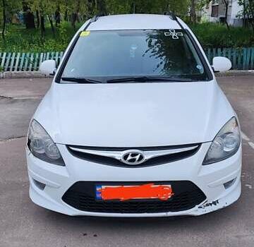 Хендай i30, об'ємом двигуна 1.6 л та пробігом 340 тис. км за 5500 $, фото 1 на Automoto.ua