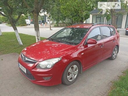 Хендай i30, объемом двигателя 1.4 л и пробегом 325 тыс. км за 5800 $, фото 1 на Automoto.ua