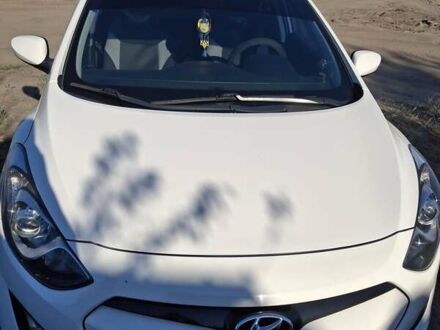 Хендай i30, объемом двигателя 1.4 л и пробегом 120 тыс. км за 10000 $, фото 1 на Automoto.ua